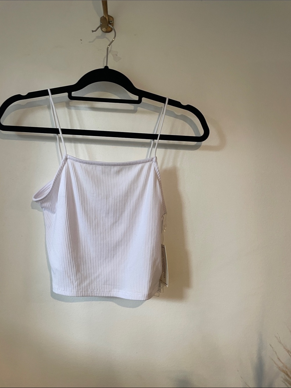 NWT No Comment Women's White Ribbed Spaghetti Strap Crop Camisole Sz L B139